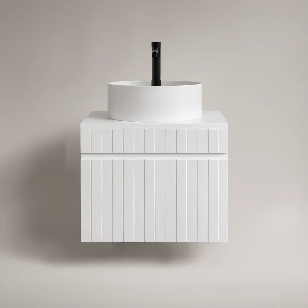 Móvel suspenso em MDF lacado branco mate com lavatório circular em cerâmica, 80 x 46 x 60 cm